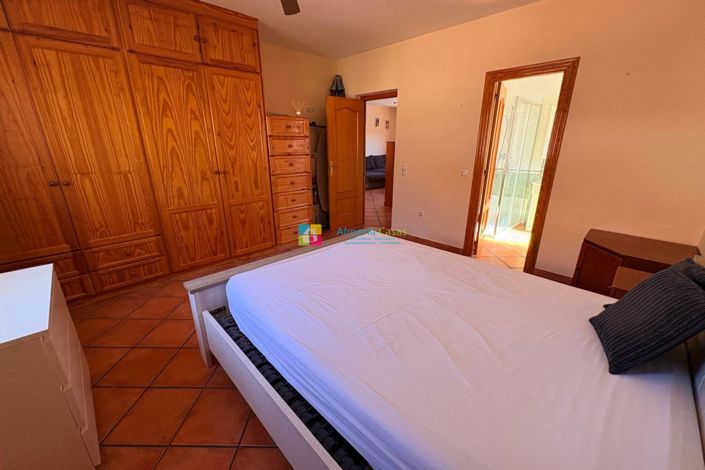 Image No.21-3 Bed Villa for sale