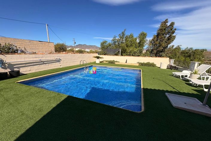 Image No.3-3 Bed Villa for sale