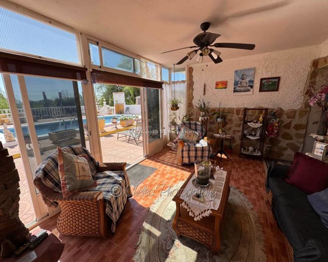 Image No.16-4 Bed Country House for sale