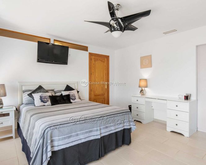 Image No.15-4 Bed Villa for sale