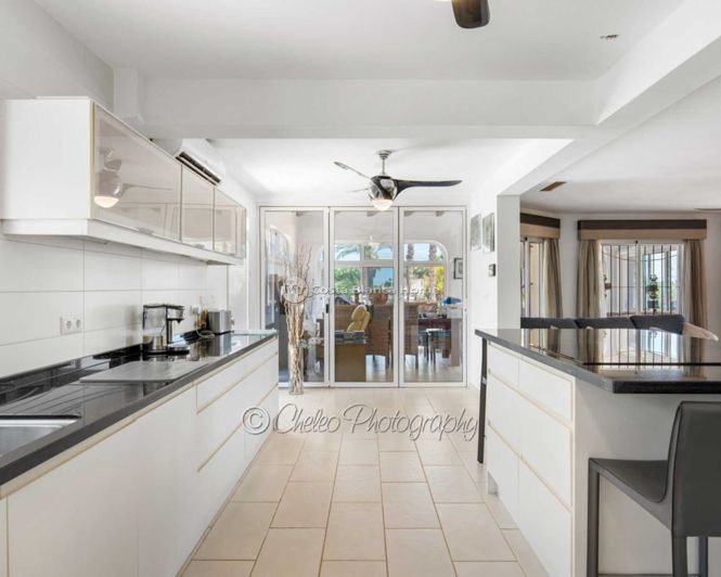 Image No.20-4 Bed Country House for sale