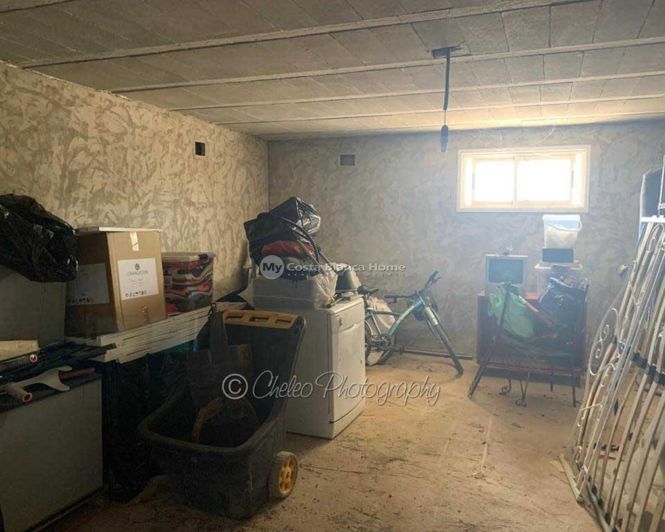 Image No.37-4 Bed Country House for sale