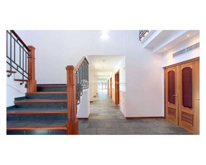 Image No.15-6 Bed Villa for sale