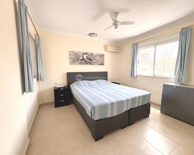 Image No.15-3 Bed Villa for sale