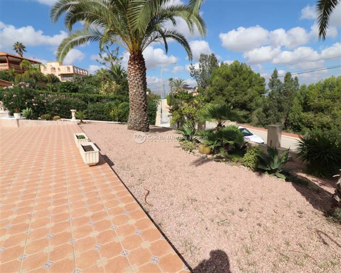 Image No.21-3 Bed Villa for sale