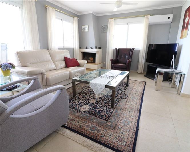 Image No.3-3 Bed Villa for sale