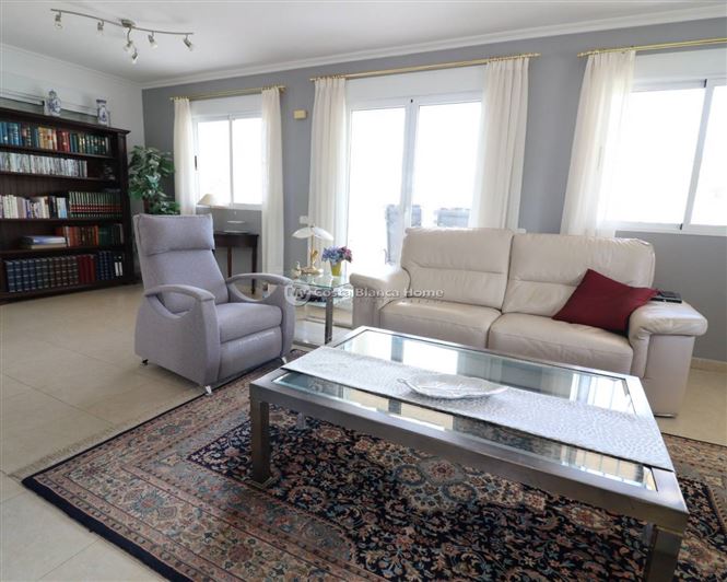 Image No.6-3 Bed Villa for sale