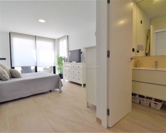 Image No.12-3 Bed Villa for sale