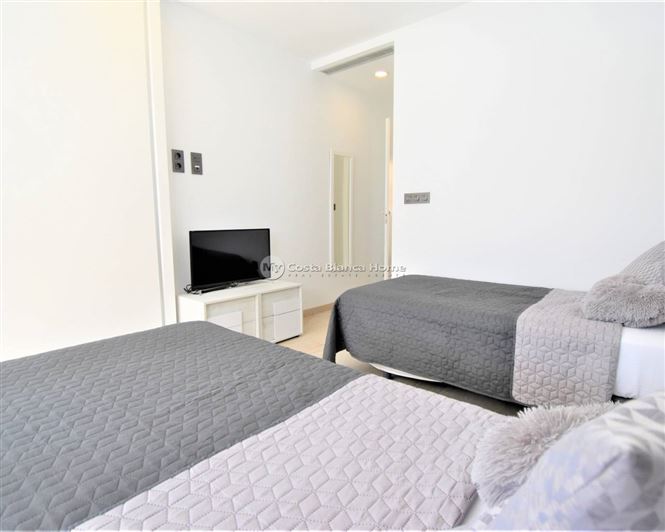 Image No.16-3 Bed Villa for sale