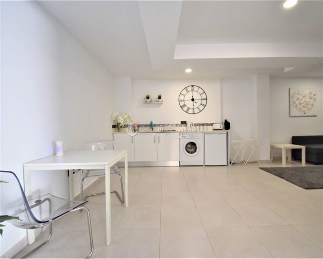 Image No.19-3 Bed Villa for sale