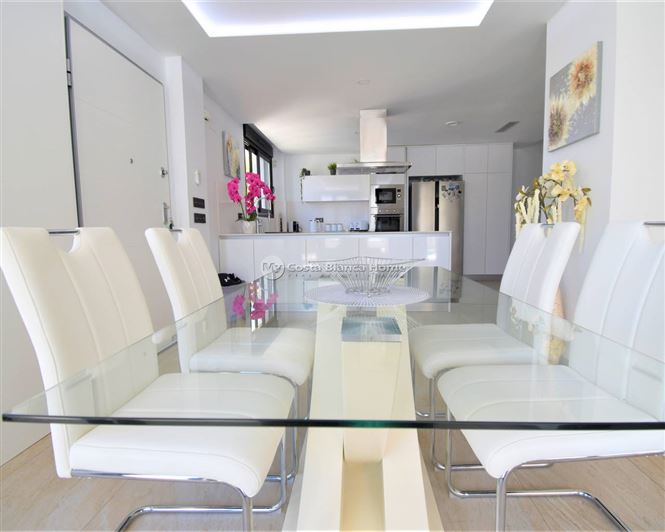 Image No.8-3 Bed Villa for sale