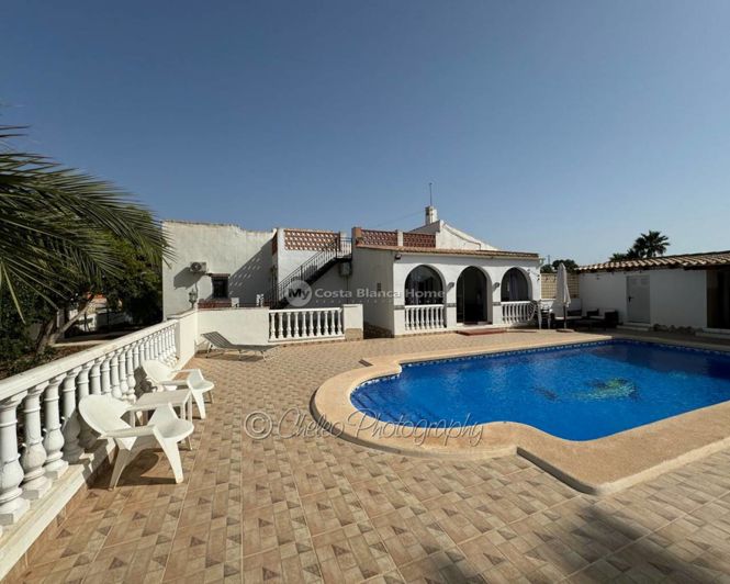 Image No.17-5 Bed Villa for sale