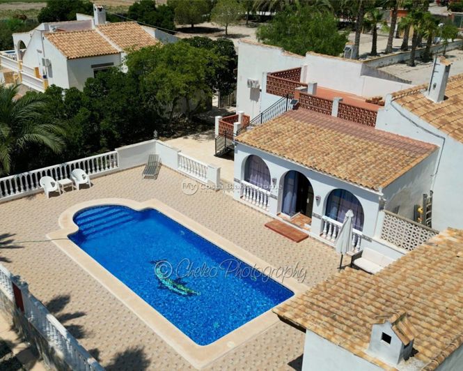 Image No.49-5 Bed Villa for sale