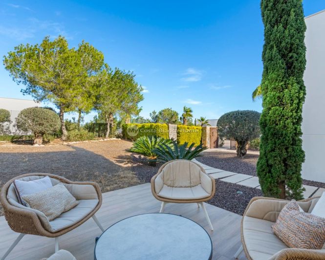 Image No.14-4 Bed Villa for sale