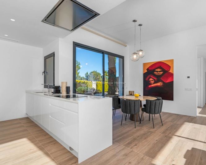 Image No.20-4 Bed Villa for sale