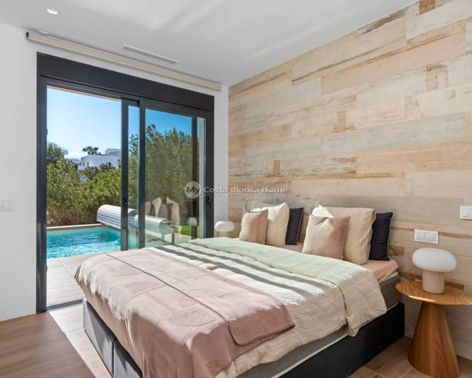 Image No.23-4 Bed Villa for sale