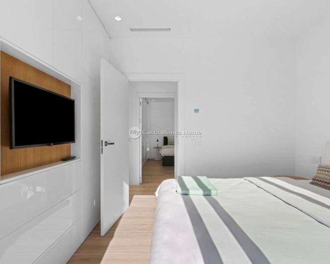 Image No.33-4 Bed Villa for sale