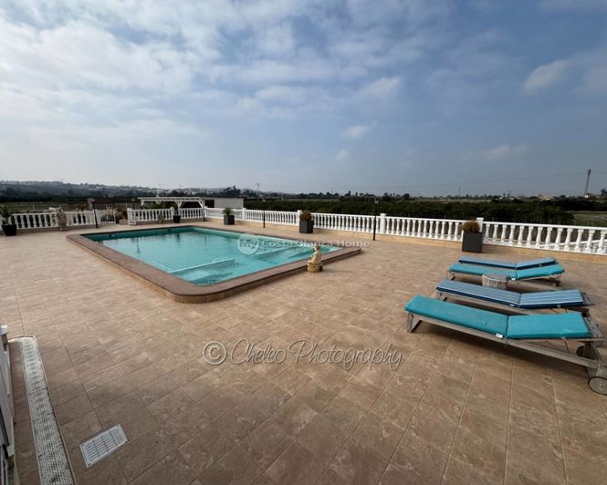 Image No.37-6 Bed Villa for sale