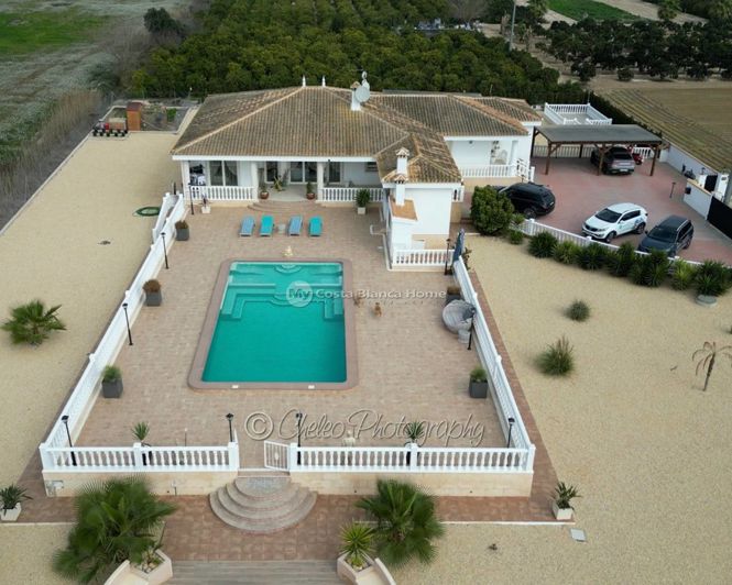 Image No.39-6 Bed Villa for sale