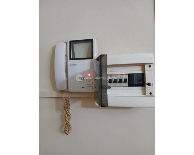 Image No.13-3 Bed Property for sale