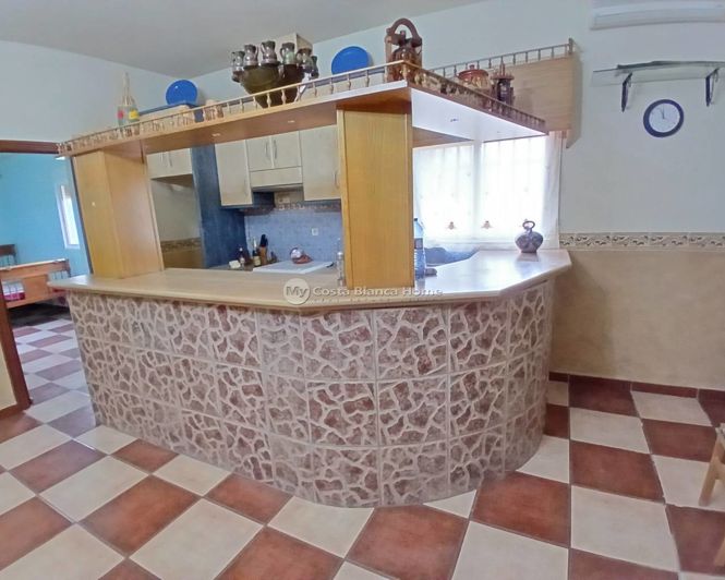 Image No.4-3 Bed Property for sale