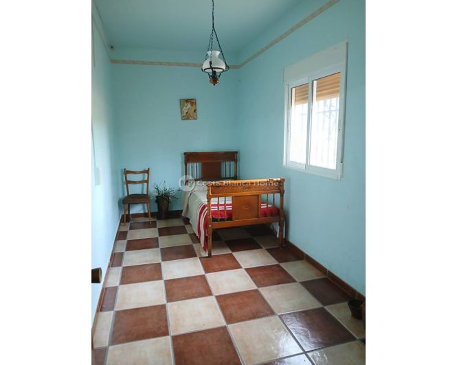 Image No.9-3 Bed Property for sale