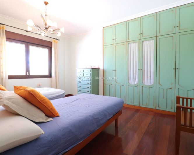 Image No.20-6 Bed Country House for sale