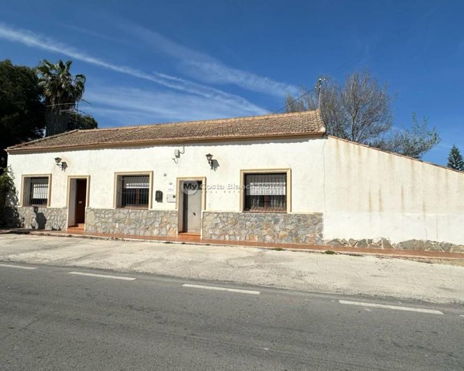 Image No.1-5 Bed Villa for sale