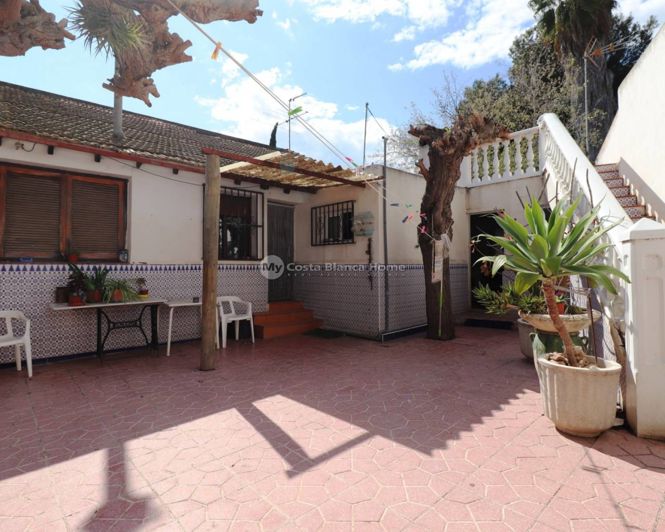 Image No.3-5 Bed Villa for sale