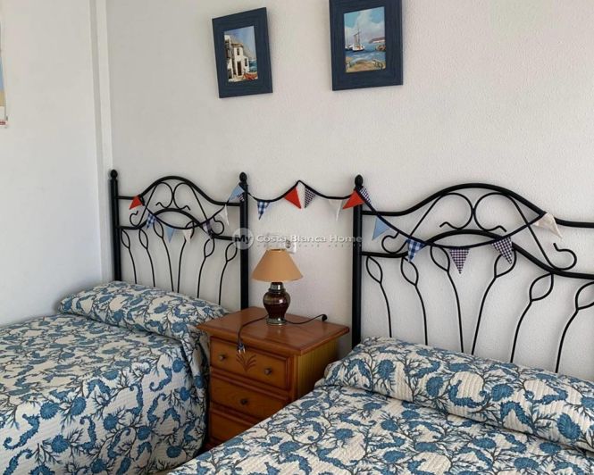 Image No.27-3 Bed Property for sale