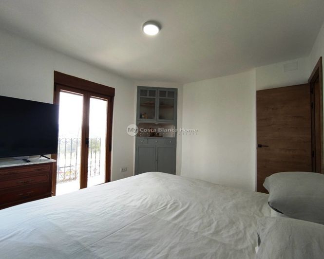 Image No.25-4 Bed Finca for sale