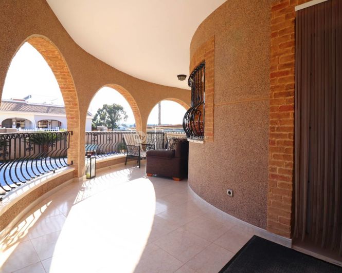 Image No.20-3 Bed Villa for sale