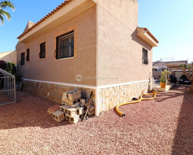 Image No.22-3 Bed Villa for sale
