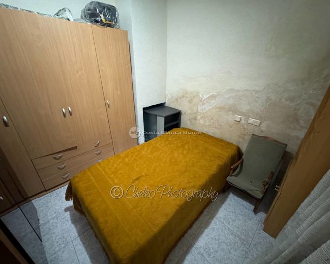 Image No.15-3 Bed Townhouse for sale