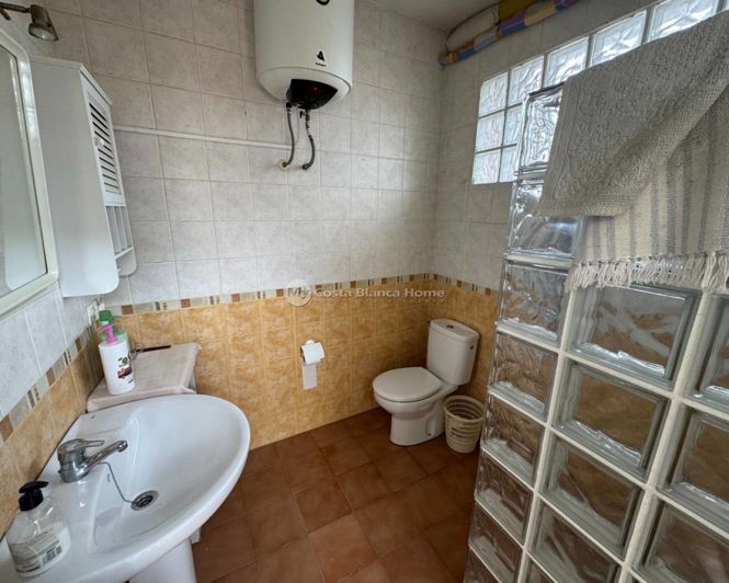 Image No.28-6 Bed Villa for sale