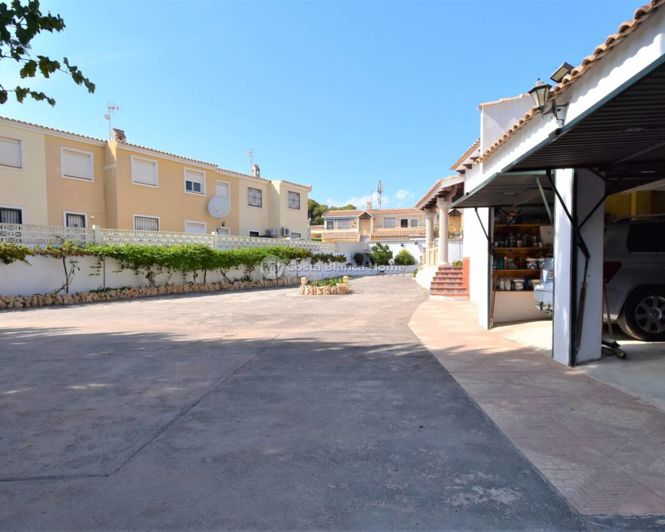 Image No.31-4 Bed Villa for sale