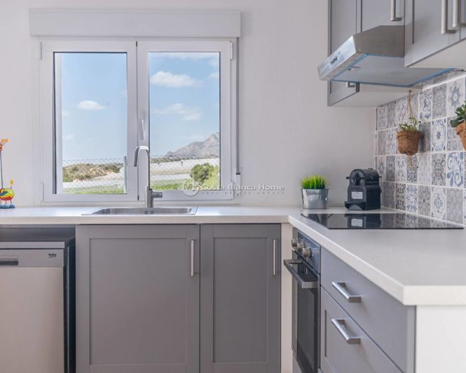 Image No.10-3 Bed Country House for sale