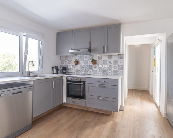 Image No.4-3 Bed Country House for sale