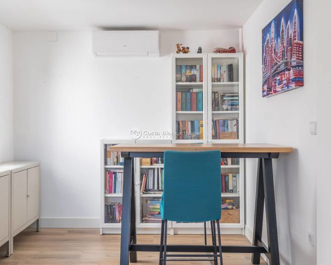 Image No.8-3 Bed Country House for sale