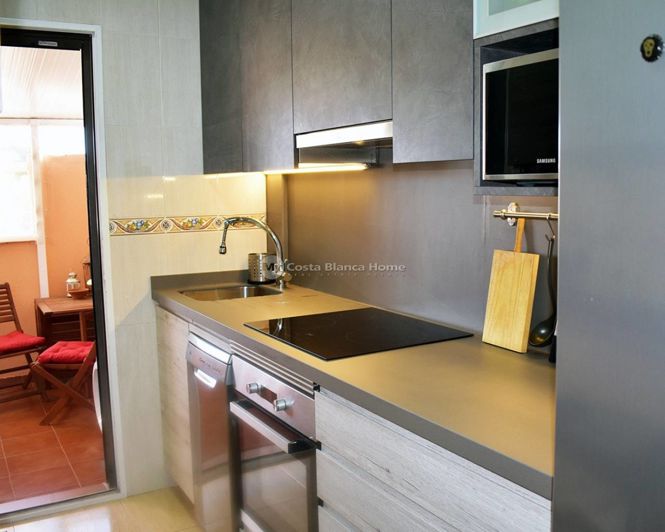 Image No.19-3 Bed Townhouse for sale