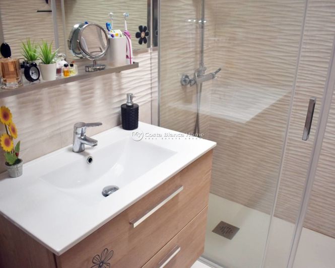 Image No.23-3 Bed Townhouse for sale