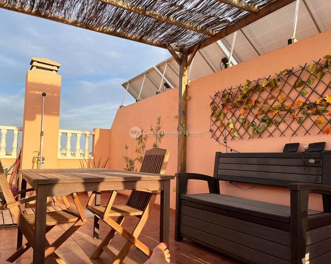 Image No.40-3 Bed Townhouse for sale