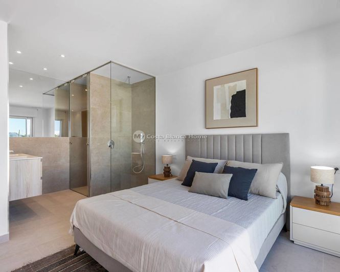 Image No.14-3 Bed Apartment for sale