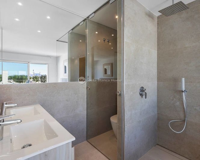 Image No.17-3 Bed Apartment for sale