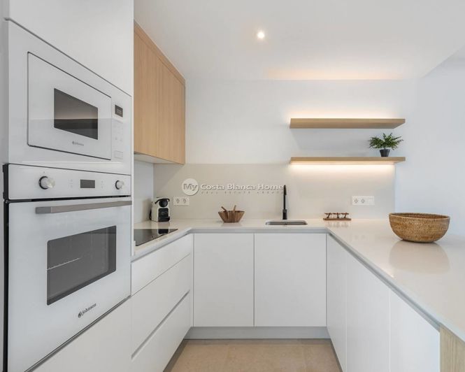 Image No.22-3 Bed Apartment for sale