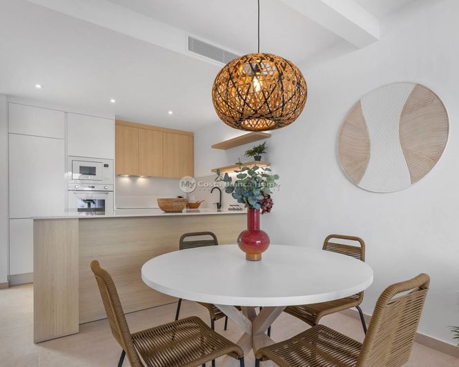 Image No.24-3 Bed Apartment for sale