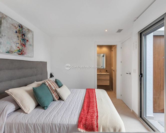 Image No.5-3 Bed Apartment for sale