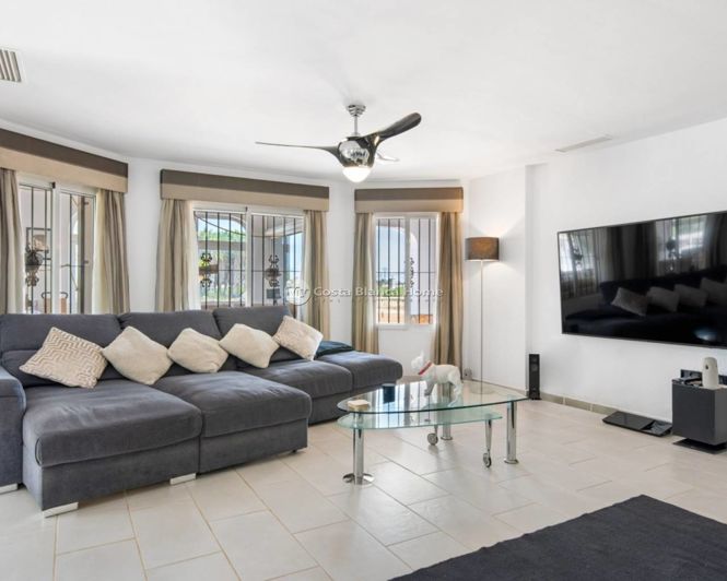 Image No.13-4 Bed Country House for sale