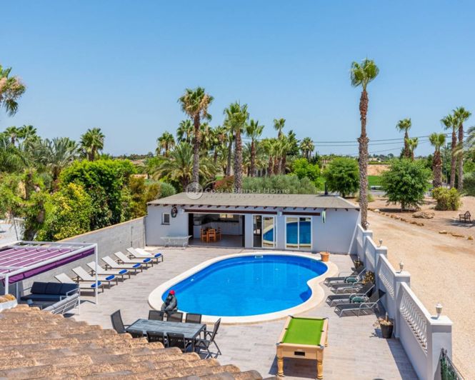 Image No.31-4 Bed Country House for sale