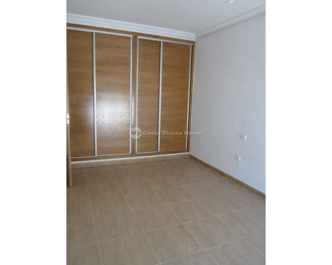 Image No.13-3 Bed Townhouse for sale